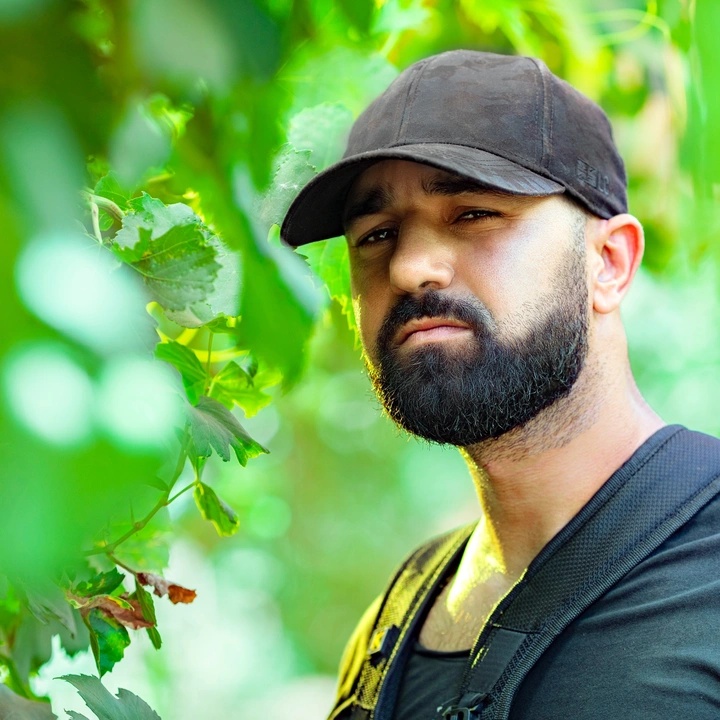 Youness Hamiddine — Réalisateur IA, photographe & DOP